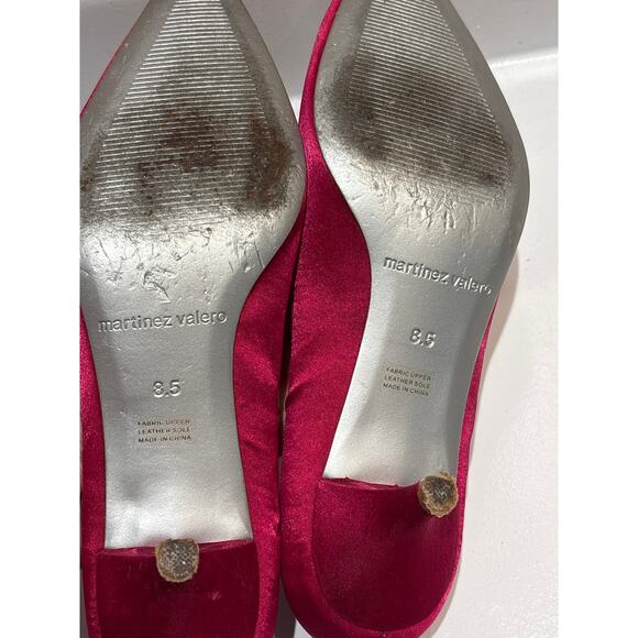 MARTINEZ VALERO Fuschia Satin Jeweled Pointed Toe Pumps 8.5 - Picture 6 of 8